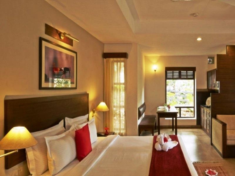 Club Mahindra Thekkady Hotel Bagian luar foto